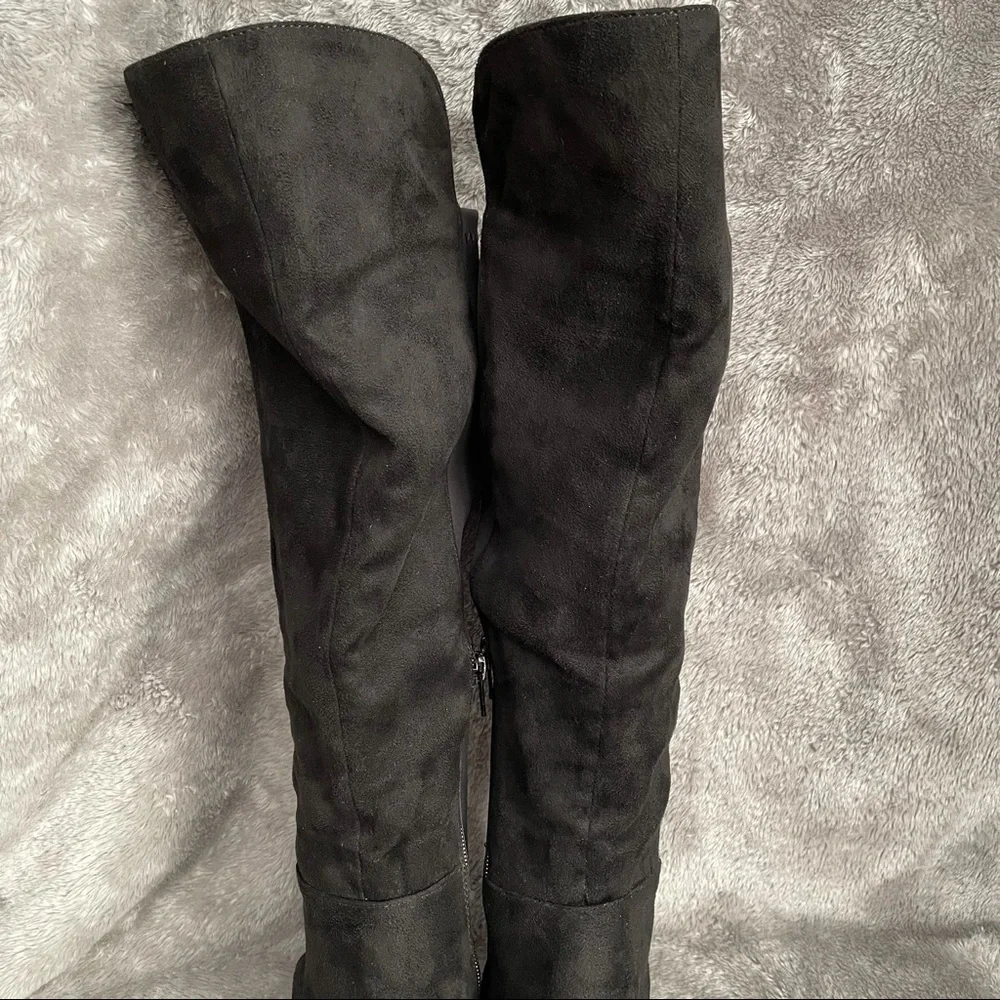 Wild Diva Black Faux Suede Over-The-Knee Boots Size 7 Flat Slouchy OTK Boots